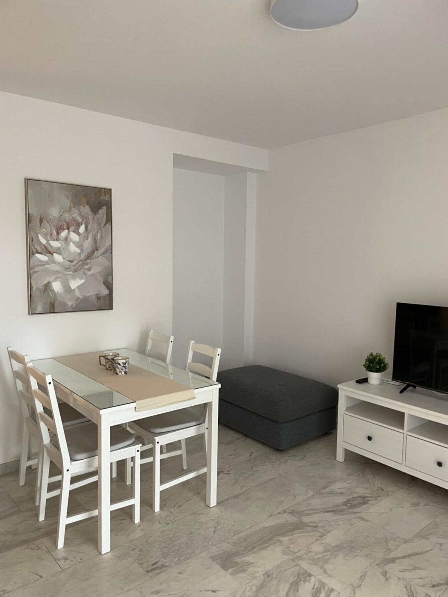 Jardines Apartment Sitio de Calahonda Exterior photo